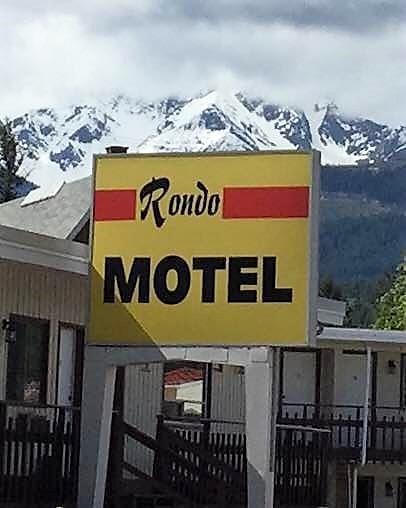 Rondo Motel Golden Exterior foto